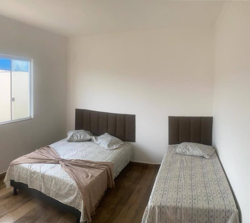 Residencial Linda Vista Casa Azul Hotel Mateus Leme Eksteriør billede