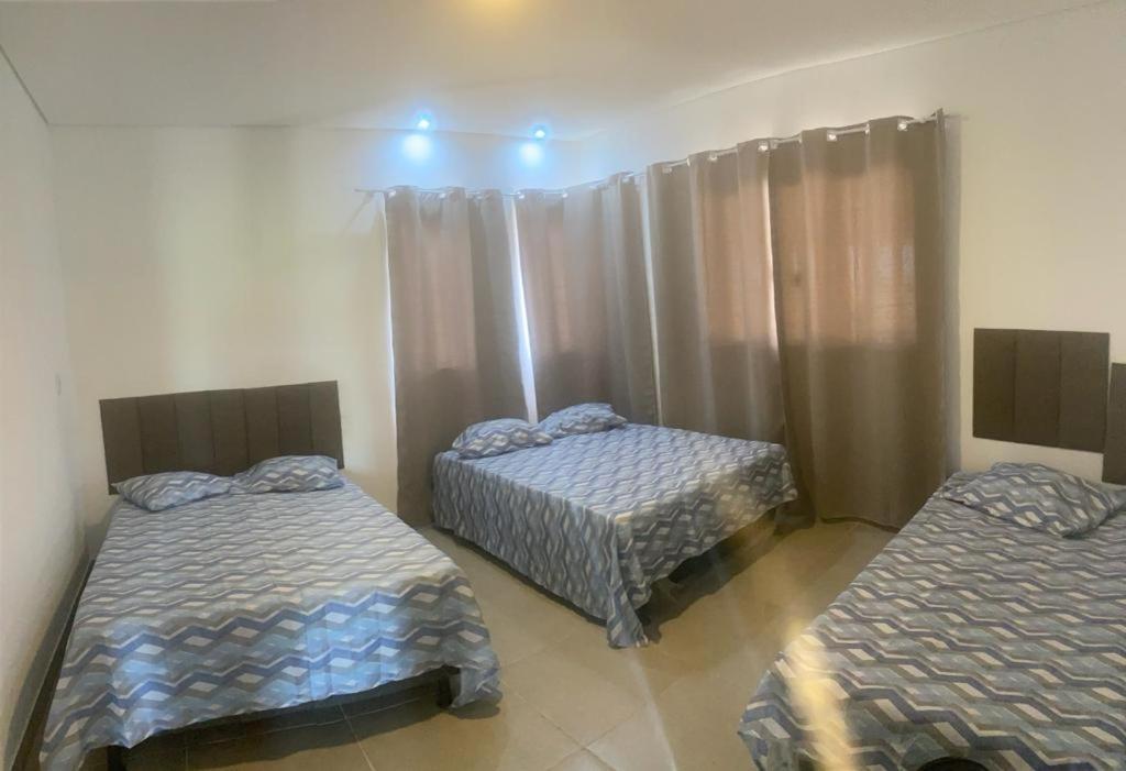 Residencial Linda Vista Casa Azul Hotel Mateus Leme Eksteriør billede